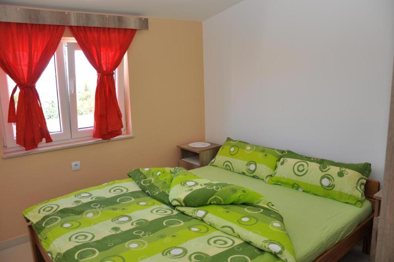 Eva Apartman Gornji Karin Kültér fotó
